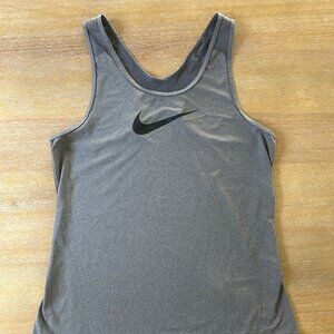 Pre-owned Nike Pro Women's Dri-Fit Tank Top/Singlet in Gray, Size L
